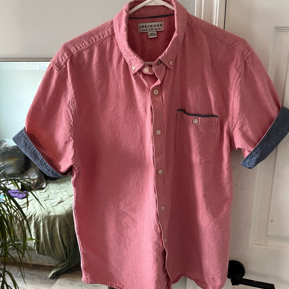 Pink button up short sleeve shirt